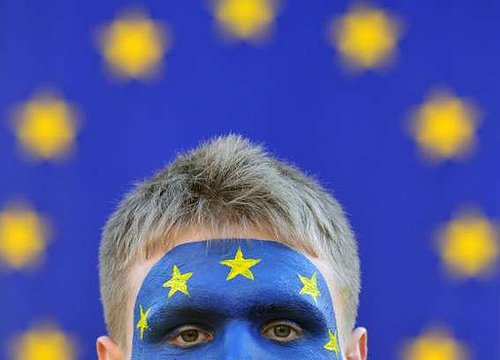Euro sì-Euro no: ecco i veri effetti sull'Italia