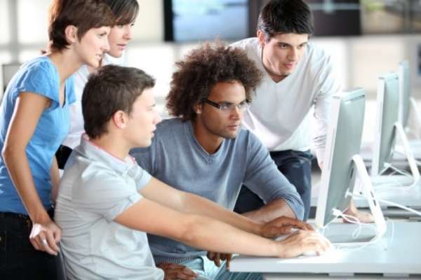 «Piano pensioni e student act per i giovani»